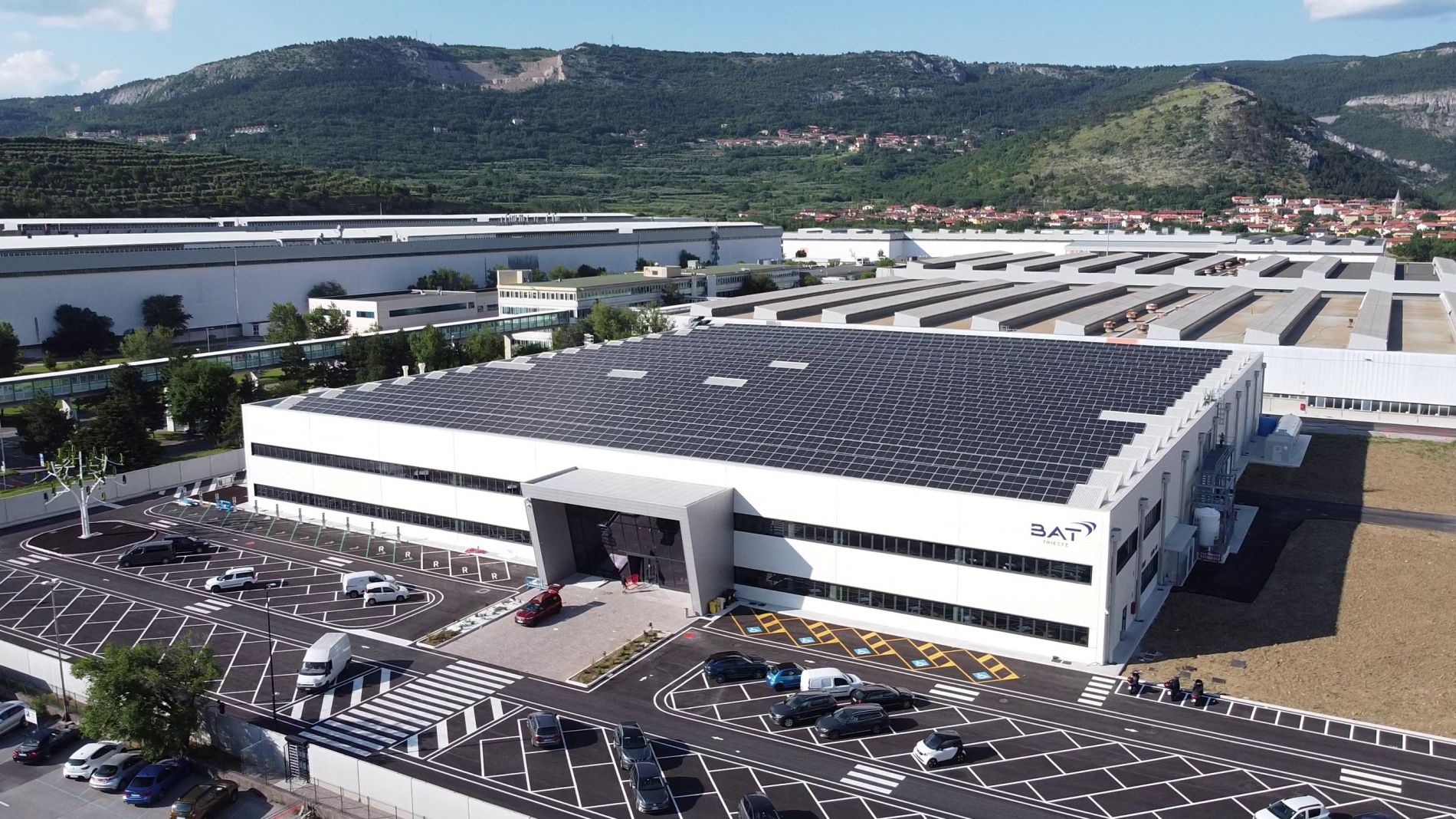 Da Trieste 275,6 milioni di impatto economico: BAT presenta il nuovo studio e rivendica il suo peso sul territorio